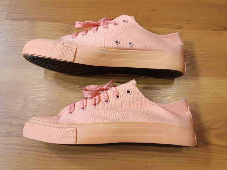 Красивые Розовые Кеды All Star. Кроссовки All Star - 41 размер
