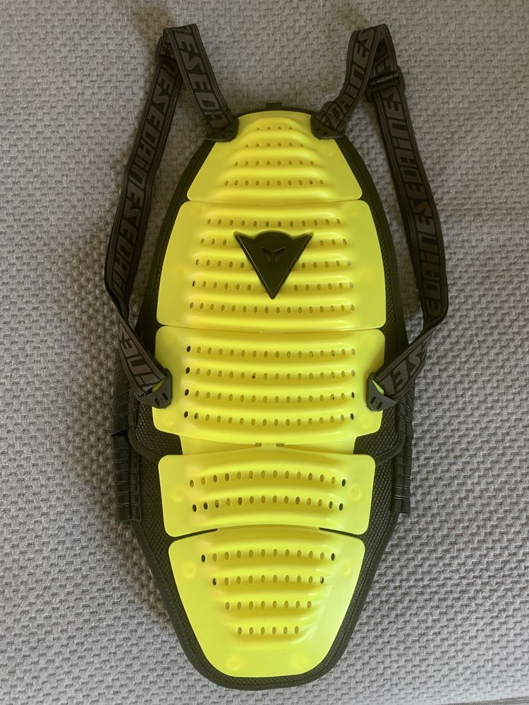 Proteção dorsal Dainese
