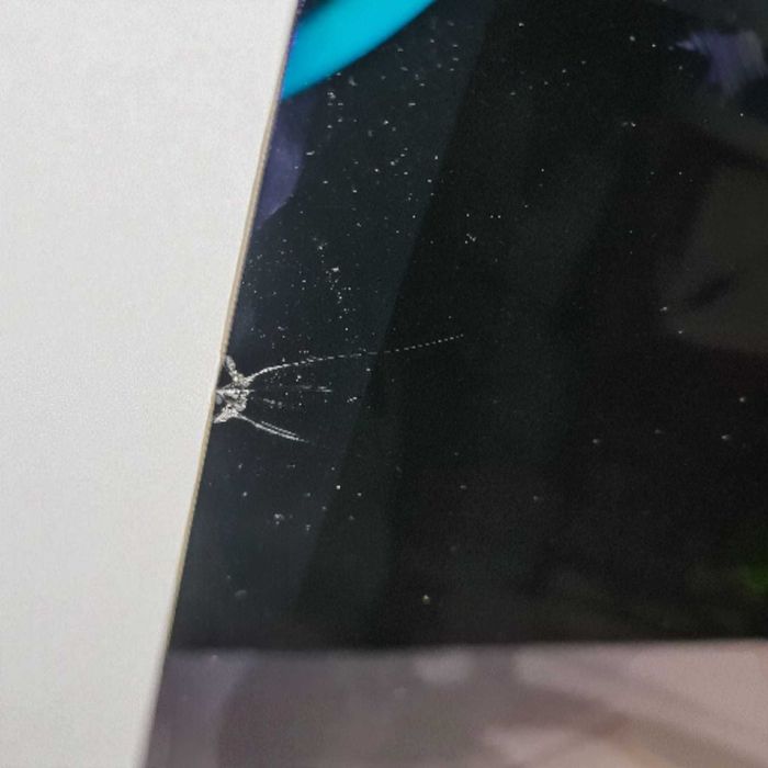 iMac 21.5″– Intel i5 • 8GB RAM • 1TB HDD •macOS Catalina