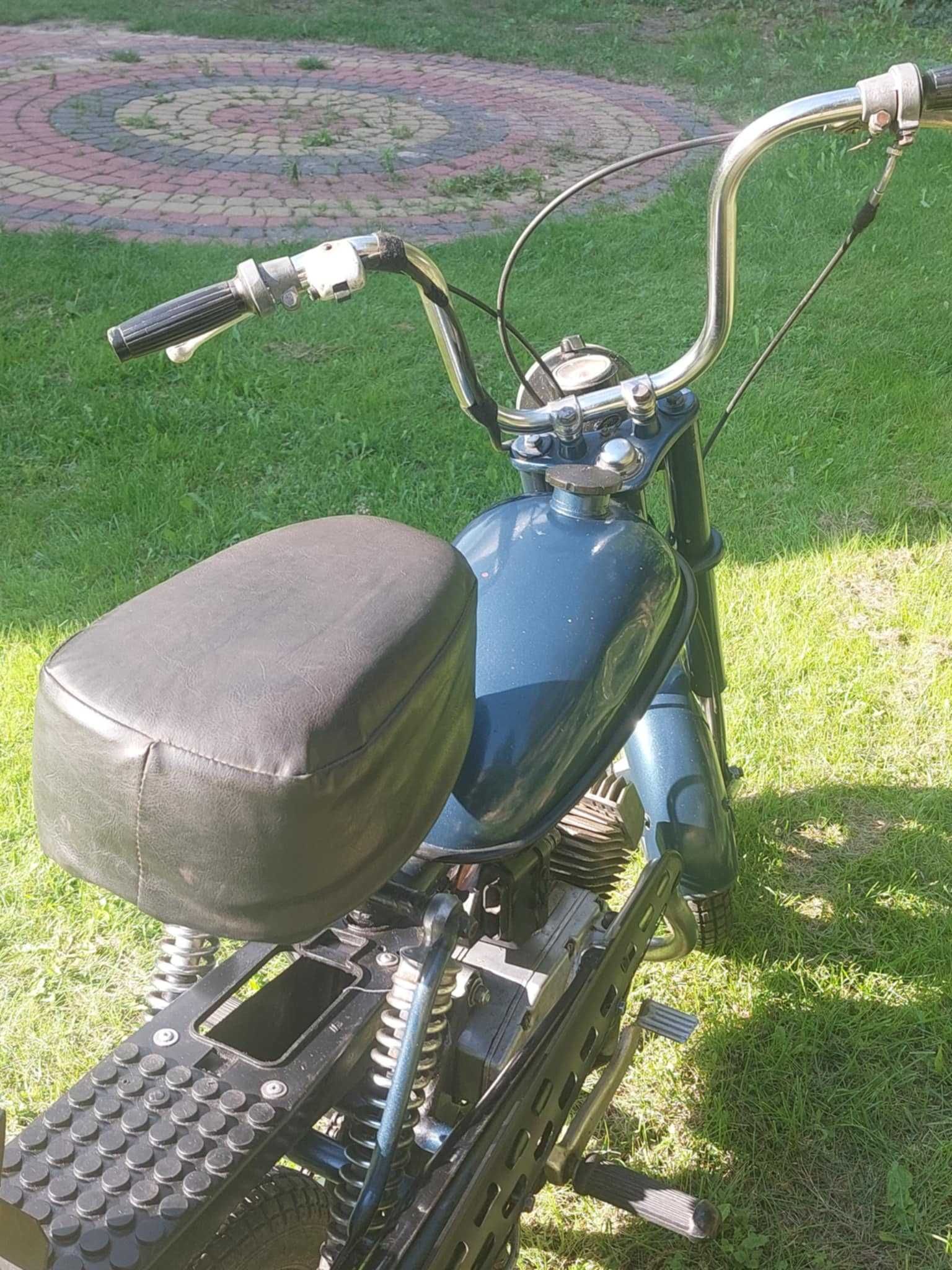 Motorynka M2  w dobrym stanie - 1984, pojemność 50cc