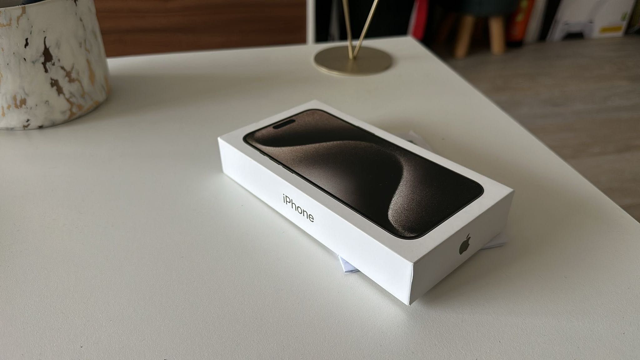 Vendo iPhone 16 Pro 128Gb Livre Novo e Selado Fatura e Garantia