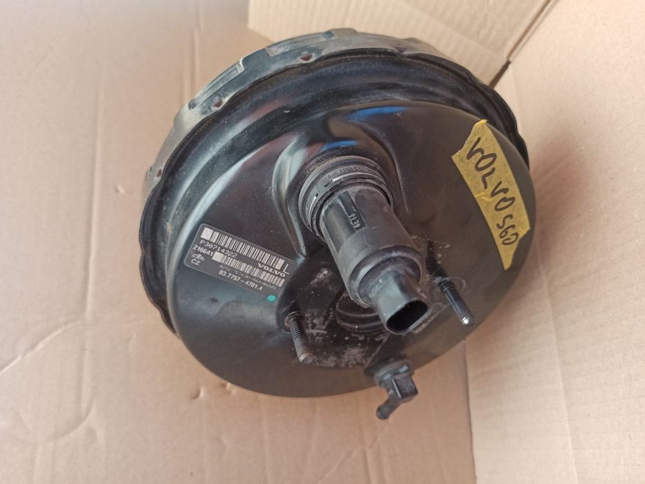 P30.714322  Volvo V70 S60 S80 Serwo hamulcowe 03.77574.701.4