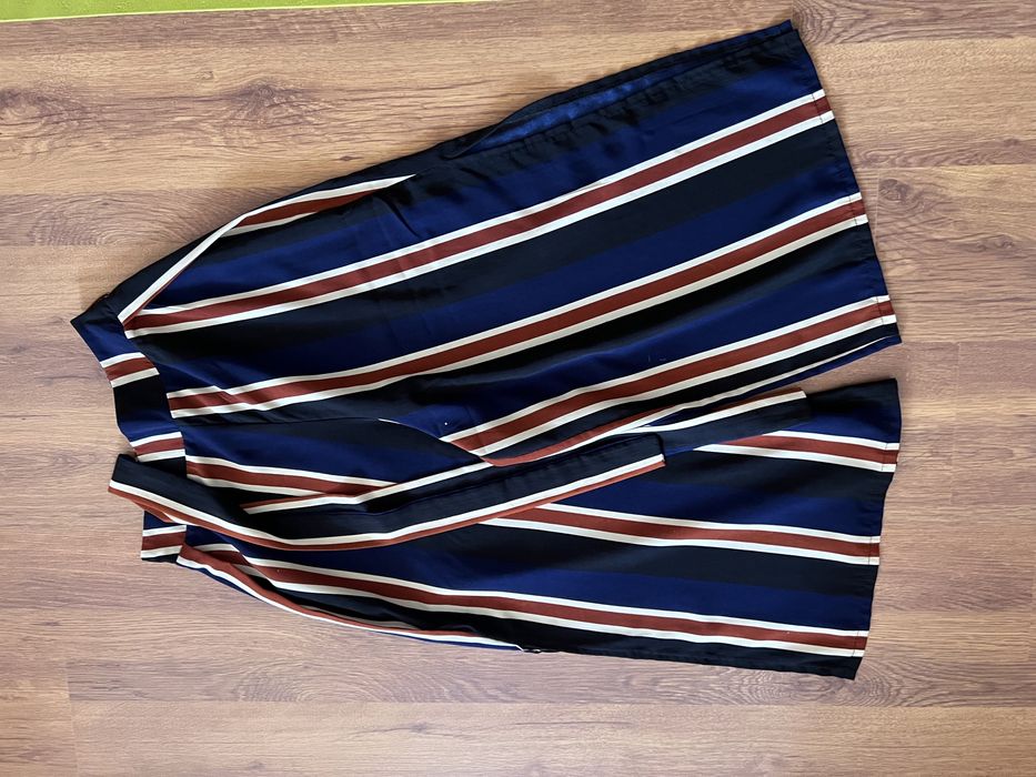 Luźne spodnie 3/4 nogawki m  Stan idealny, kupione ale leżały w szafie