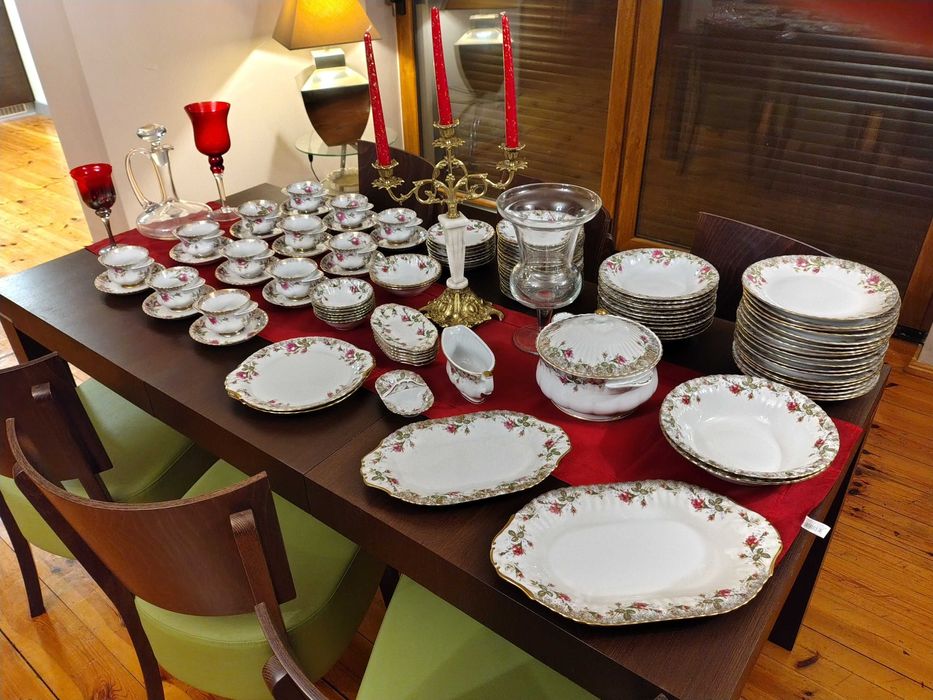 Serwis Obiadowy Porcelana Chodzież Iwona na 12 Osób