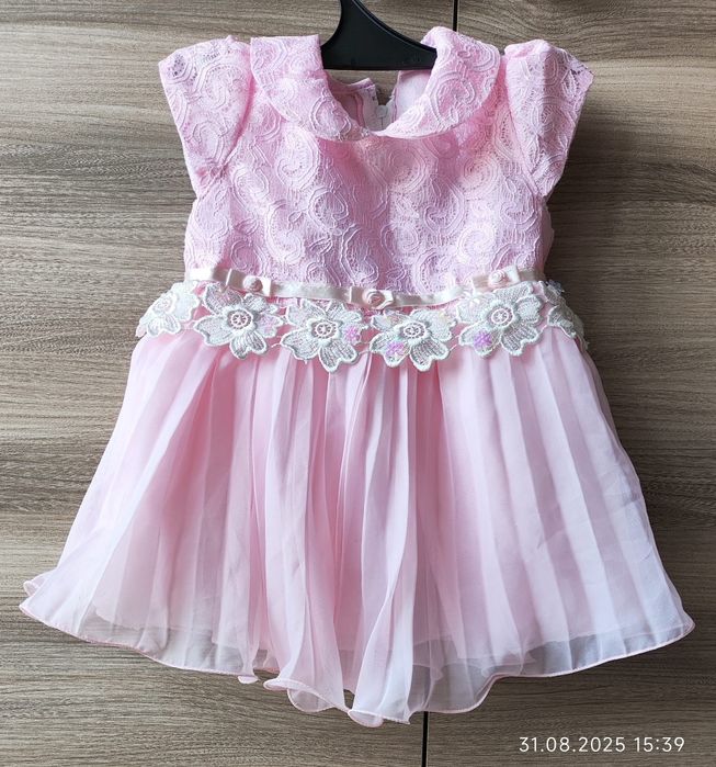 Elegancka sukieneczka
