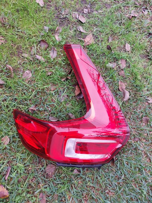 Farolim traz esquerdo xc40 2020