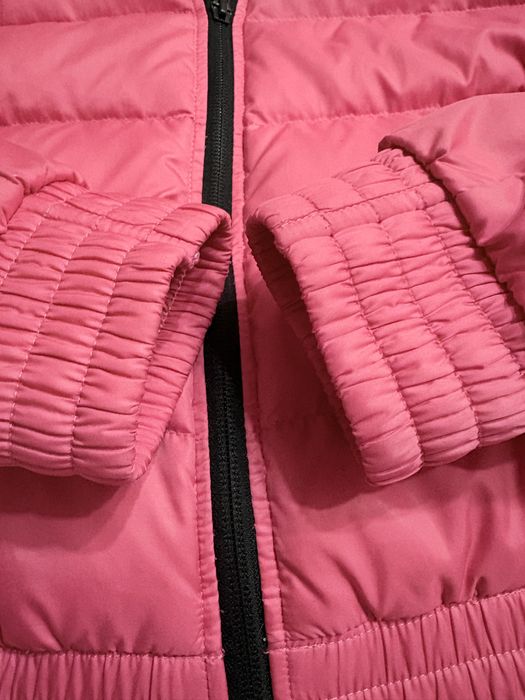 Продам жіночу зимову куртку adidas