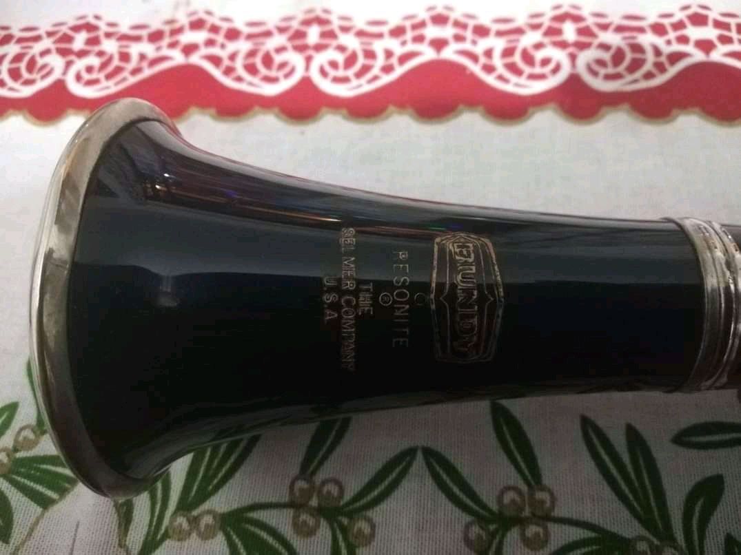 Clarinete bundy musical