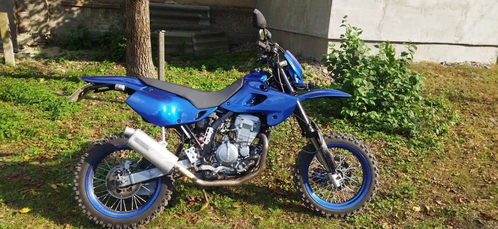 Kawasaki d_treker