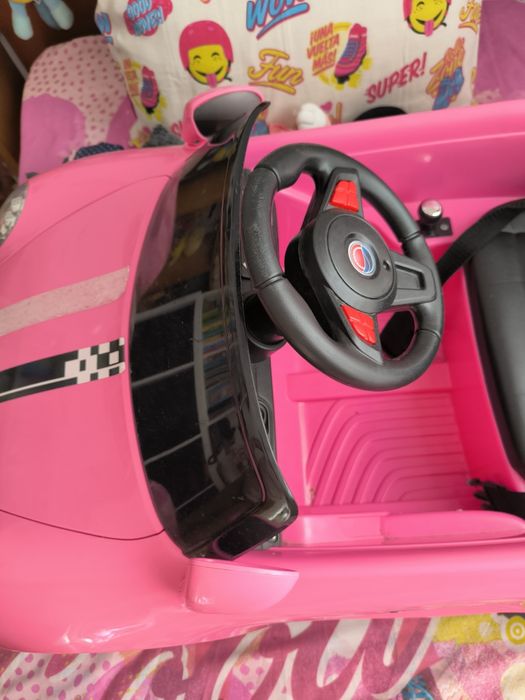 Carro infantil elétrico