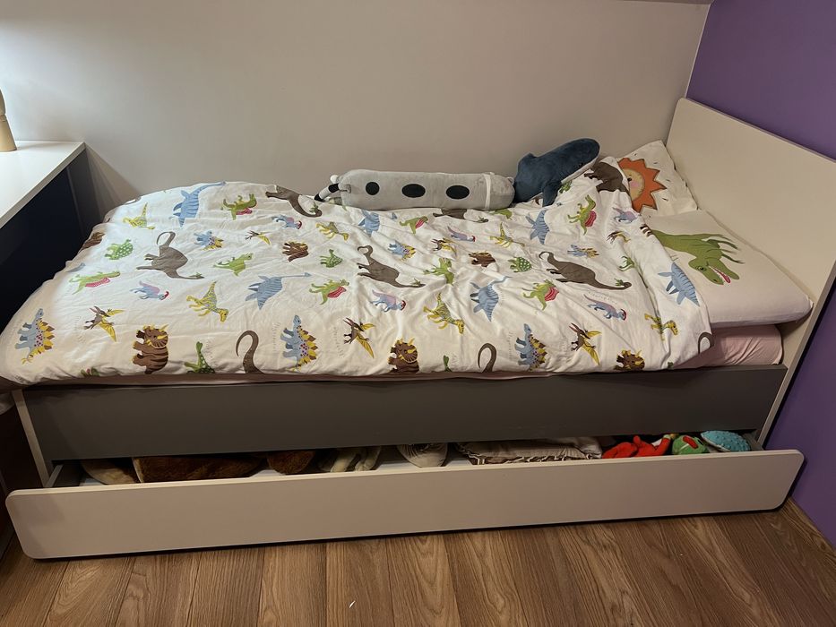 Zestaw mebli do pokoju dzieciecego