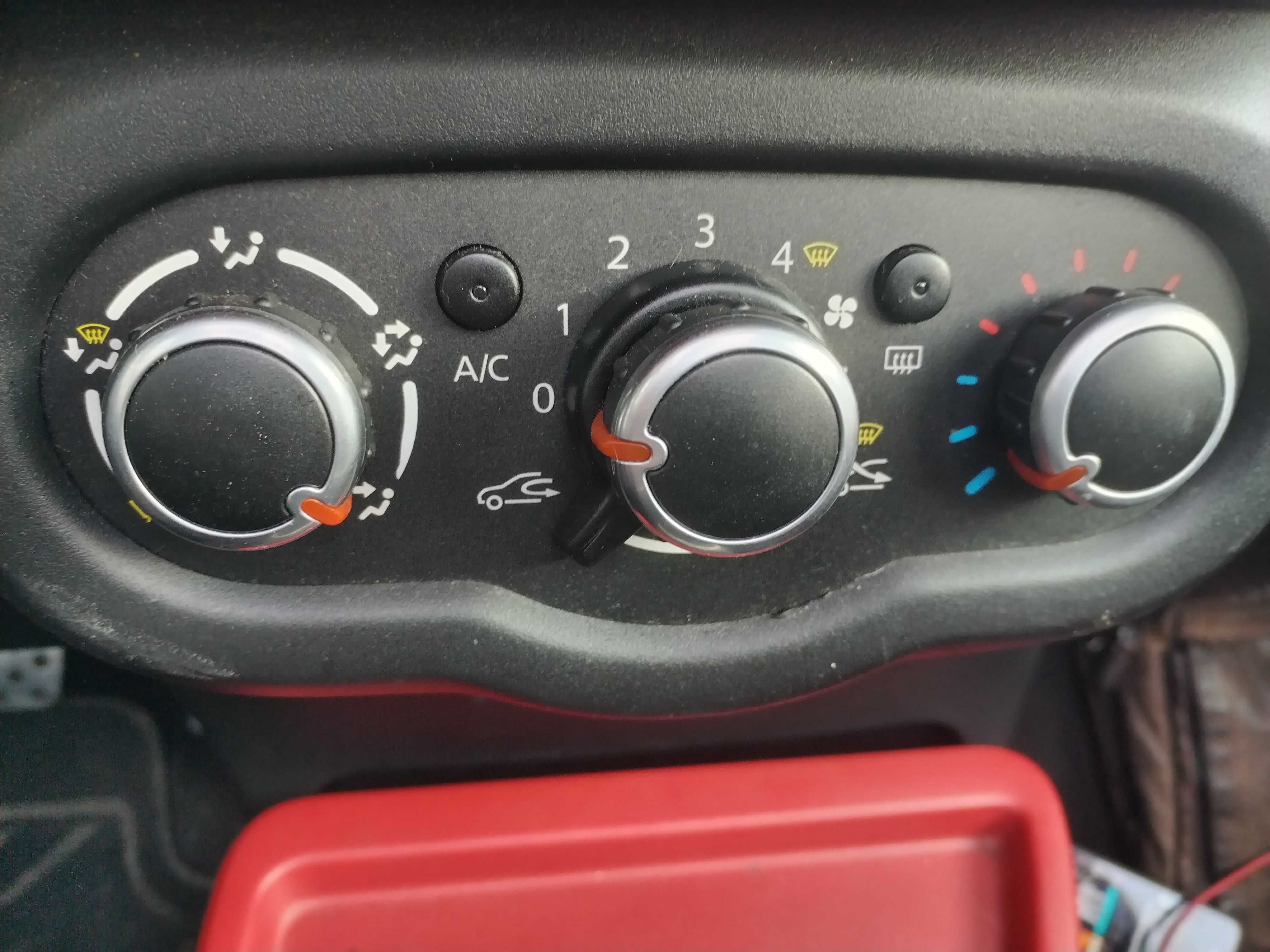 Renault Twingo 0.9 TCe Sport