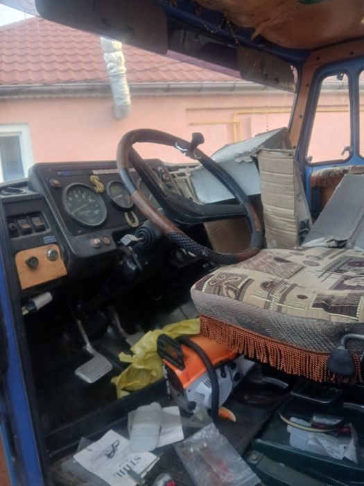 Зіл 4331 будка шассі