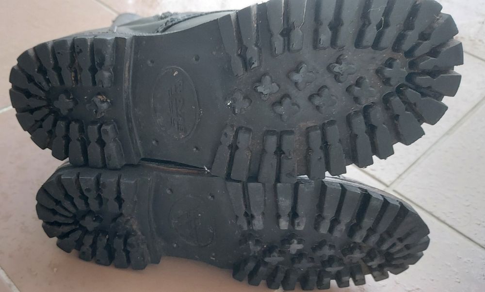 GLANY WOJAS rozmiar 38 używane skóra 24cm