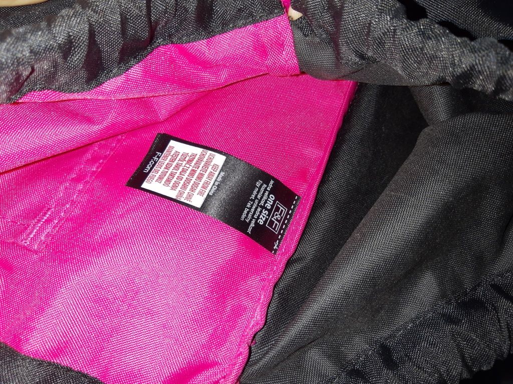 Plecak torba sportowa damska czarna z różowym na buty active