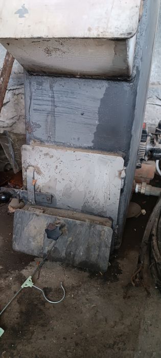 Продам котёл твердопалівний