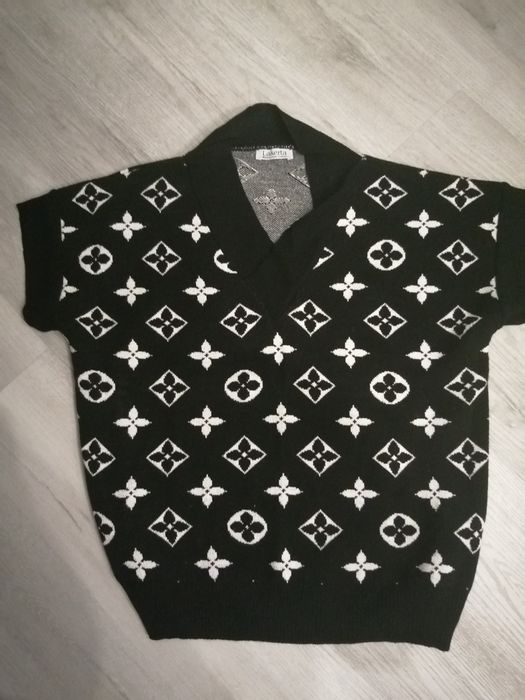 Sweterek krótki rękaw