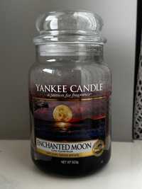 Świeca Yankee Candle Enchanted Moon