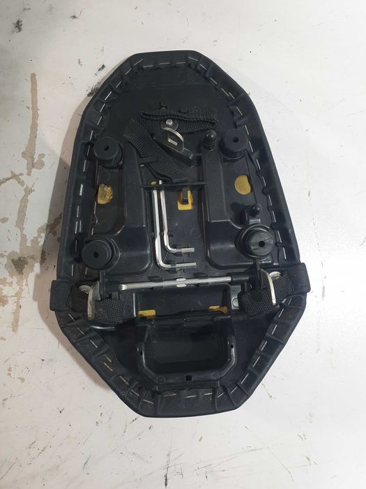 Yamaha MT007 siedzenie pasażera kierowcy