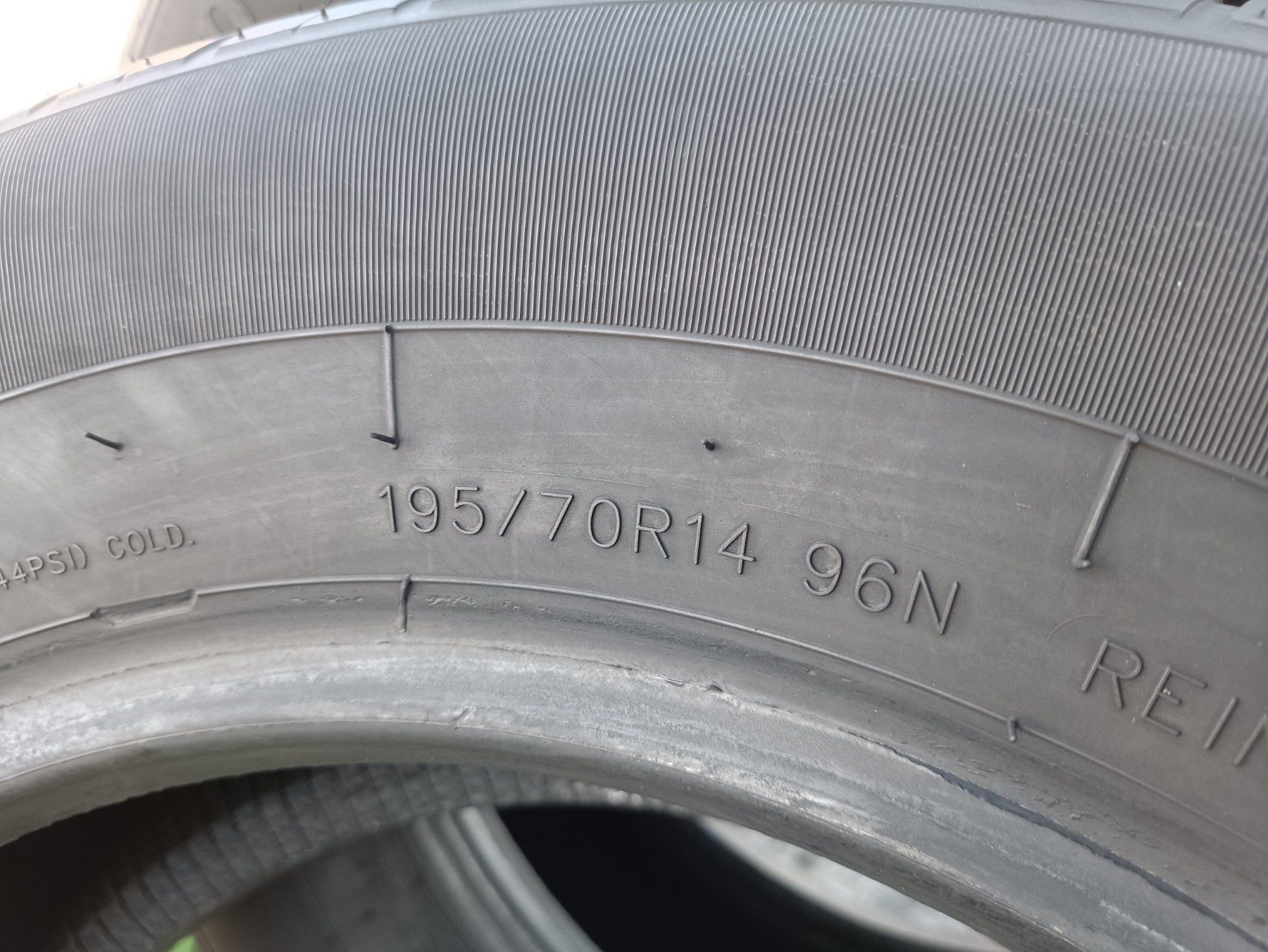 Літні шини GT Radial 195/70 R14 резина Р14