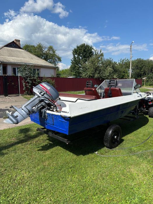 Моторний човен Yamaha 30 2t