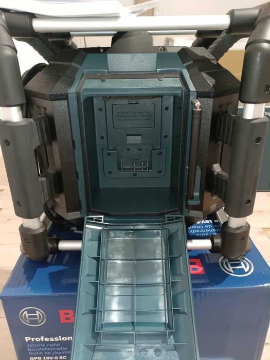 Radio FM/Bluetooth Bosch Professional GPB 18V-5 SC