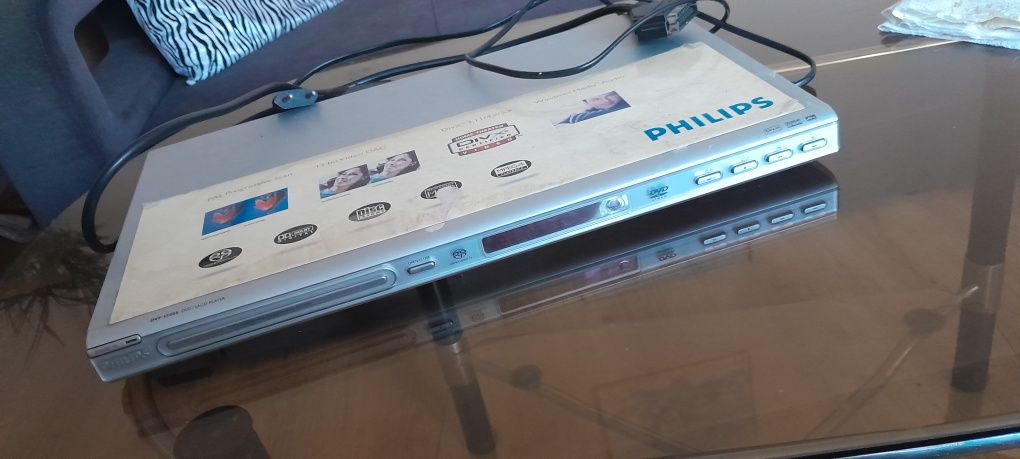 Odtwarzacz DVD/CD marki Philips Baterie kabel euro