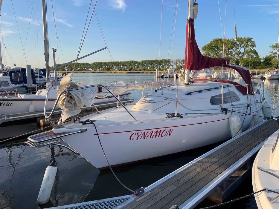 Jacht morski COMPIS 28 + Ploter + AIS + Radio Morskie + kurs i egzamin