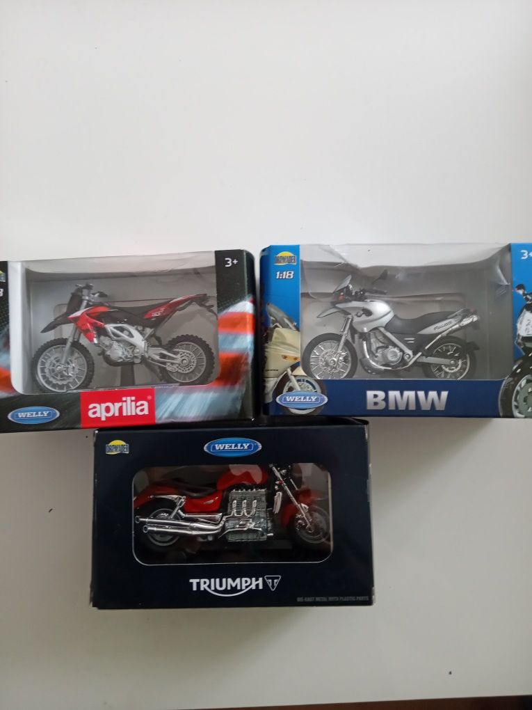 Motocykle welly 1:18 bmw aprilia triumph