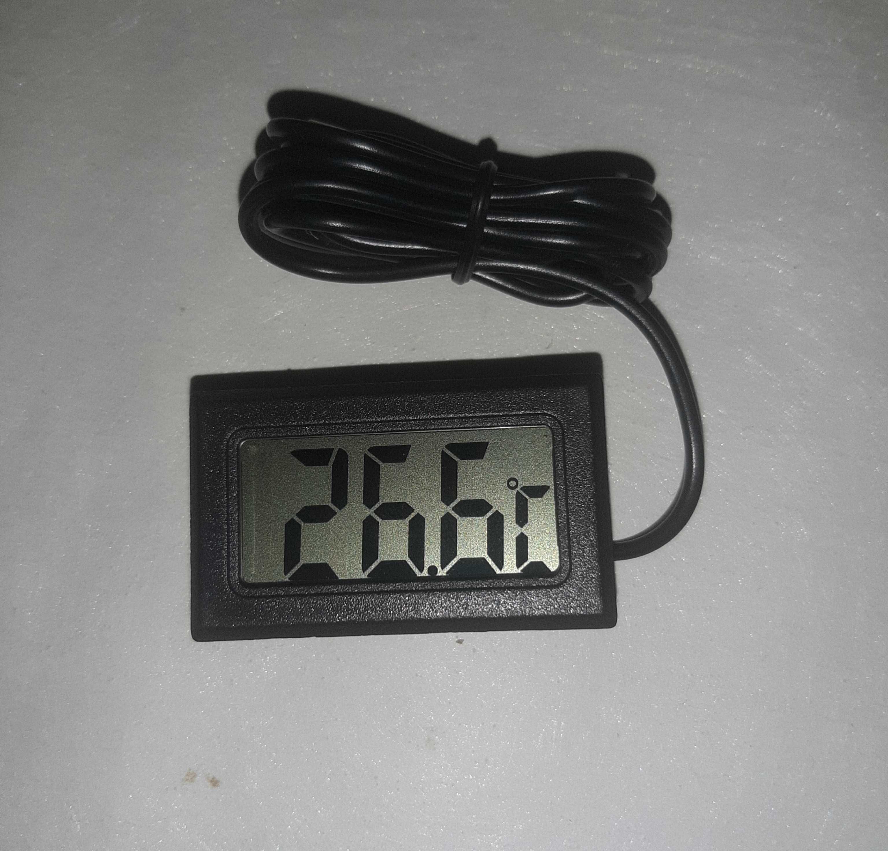Термометр с выносным датчиком автомобильный электрический температуры