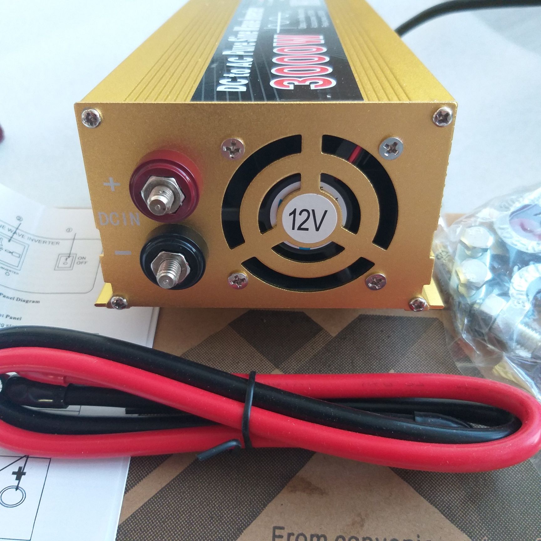 Iнвертор 3000 W Чиста сiнусоiда.
