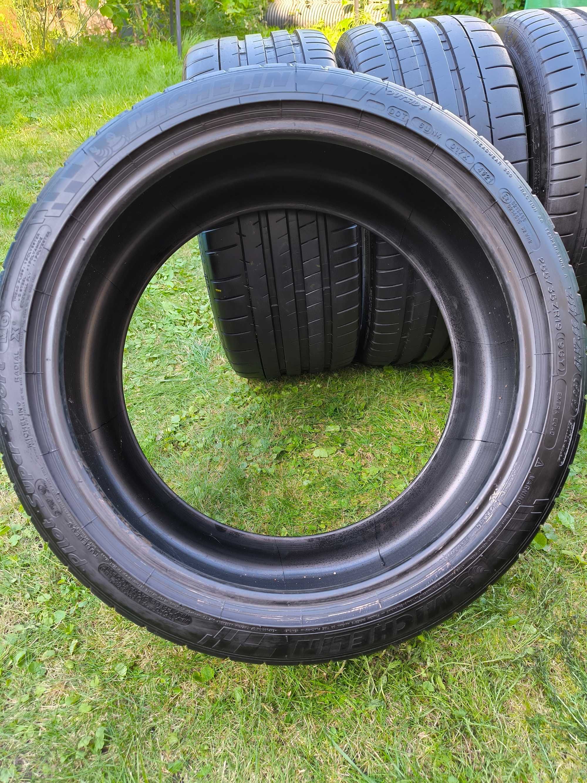 Sprzedam opony Lato MICHELIN  255/35ZR19 96Y  4 szt.