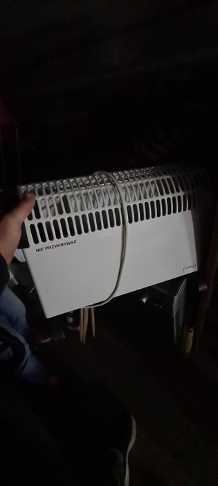 Grzejnik elektryczny lekki Nowy