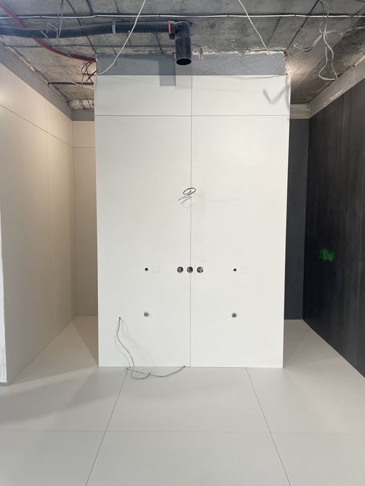 Облицювання плиткою та інші будівельні роботи