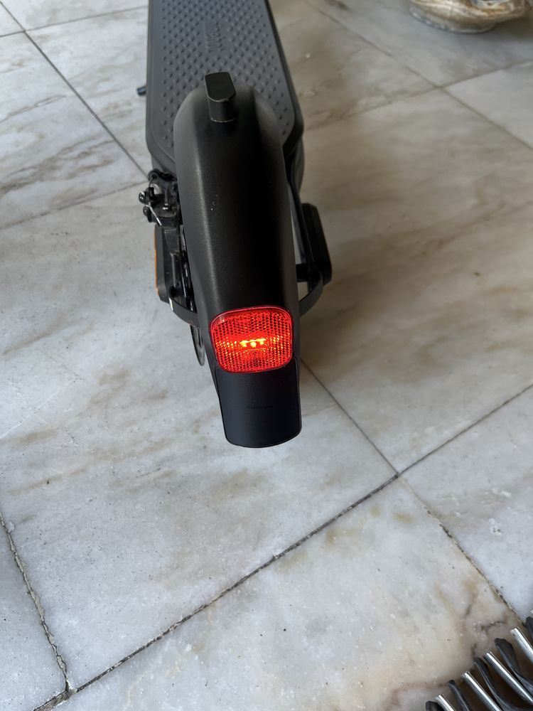 Segway Ninebot Trotinete F25E II