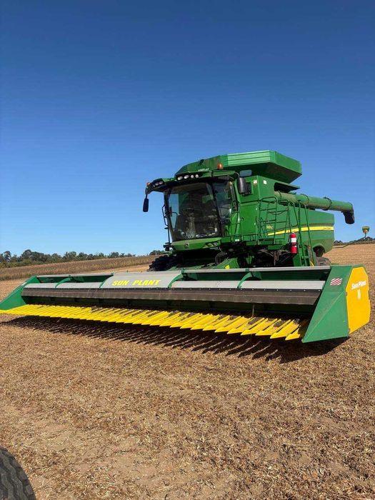 Надаємо послуги обмолоту