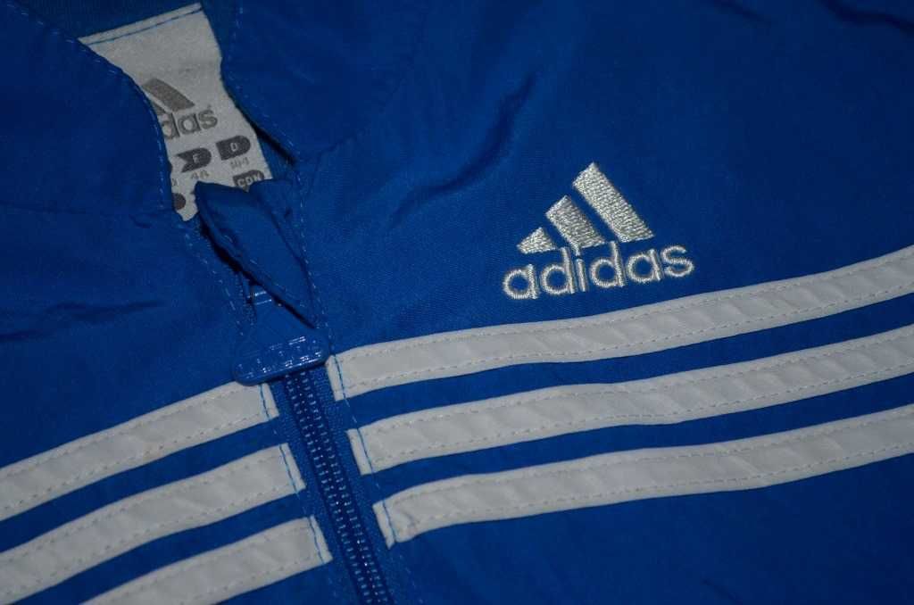 4 г 104 см  куртка ветровка олимпийка ярка эффектная Адидас Adidas