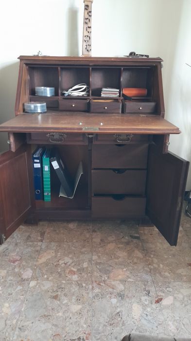 Escrevaninha multiusos