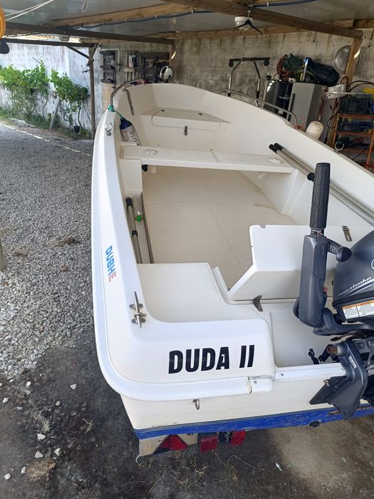 Barco arena 400 com  4  metros, 2 motores