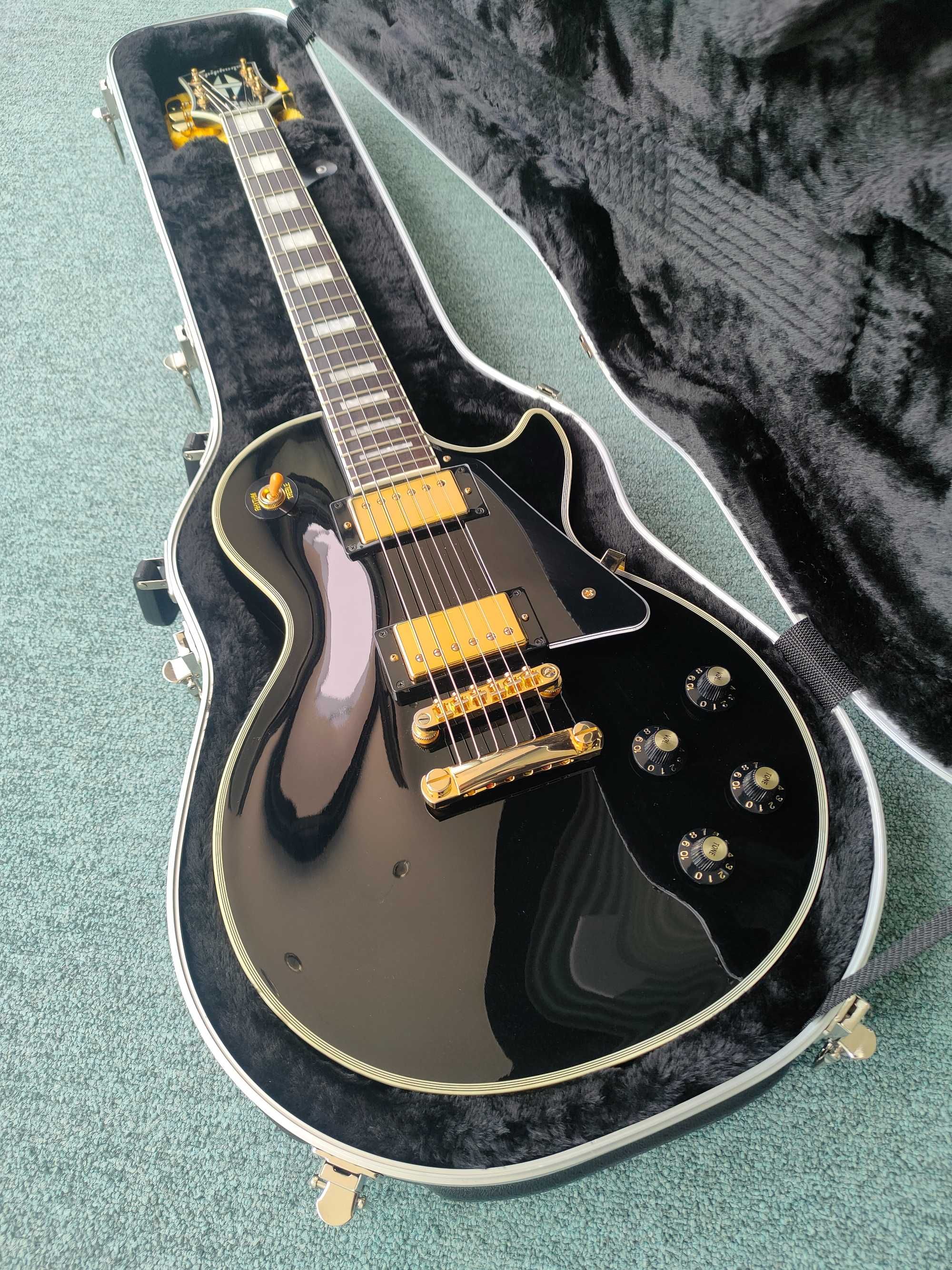 Epiphone Les Paul Custom Ebony Inspired by Gibson 2020 + case