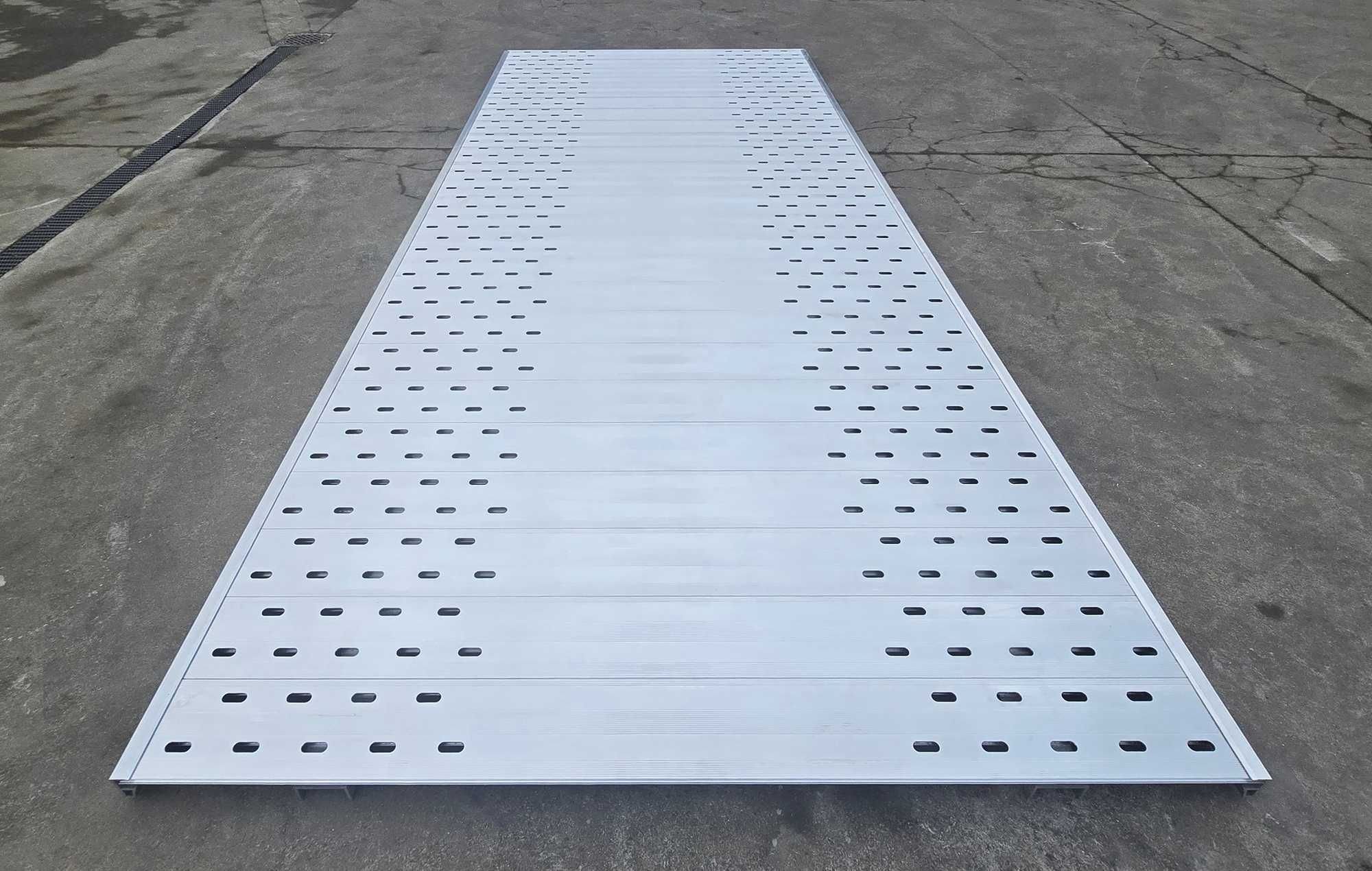 Platforma ALU PDZOu-5100x2100 deski + obrzeże Laweta Najazd VDI 2700