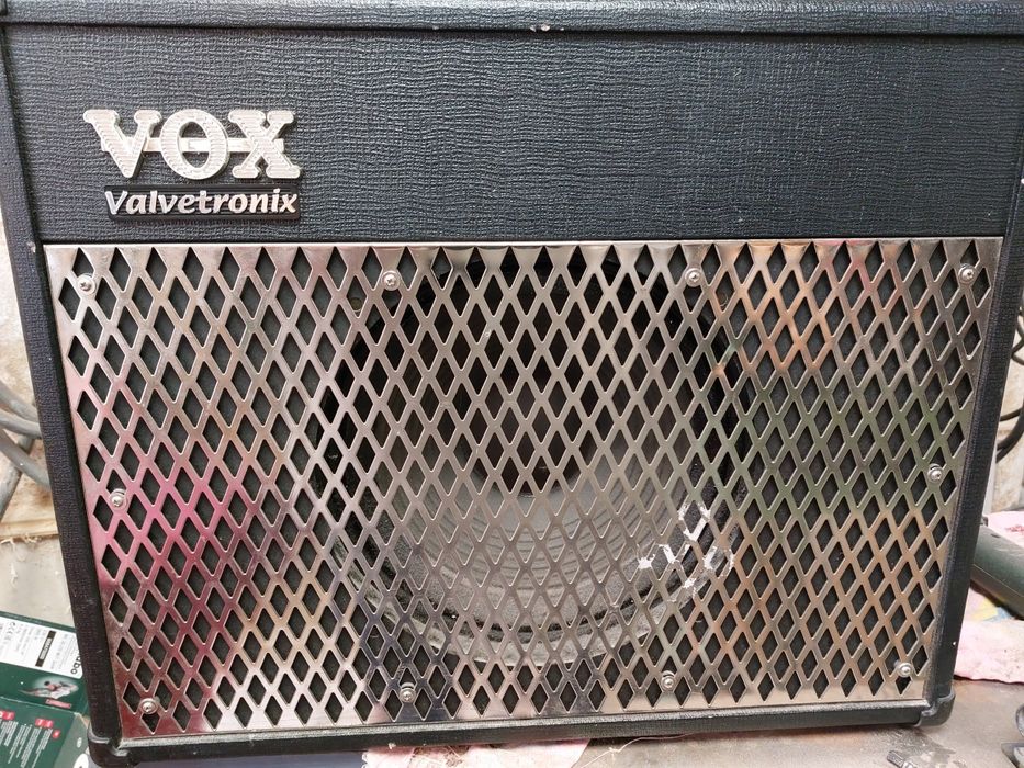 Vox wzmacniacz gitarowy piecyk