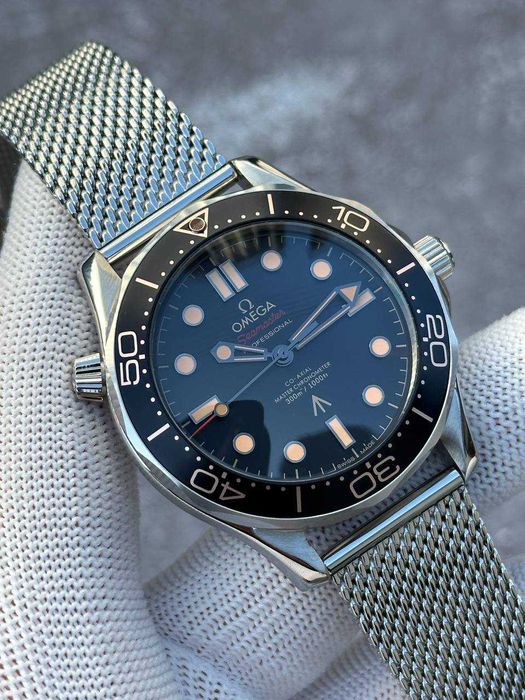 Швейцарские часы Omega Seamaster Diver 300M Master Co-Axial