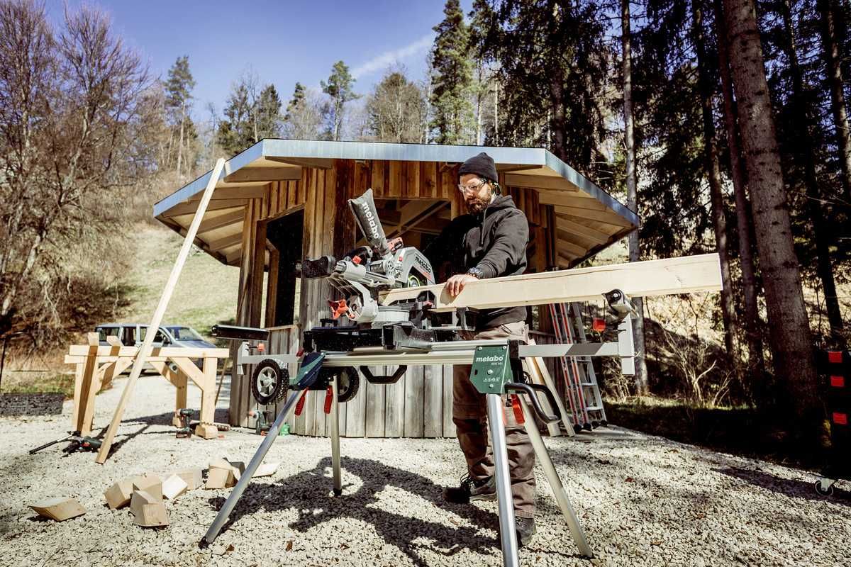 Kapówka Ukośnica akumulatorowa Metabo KGS 18 LTX BL 305