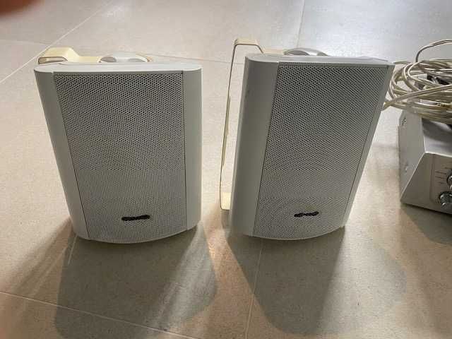 Amplificador + 2 Colunas + cabos eléctricos