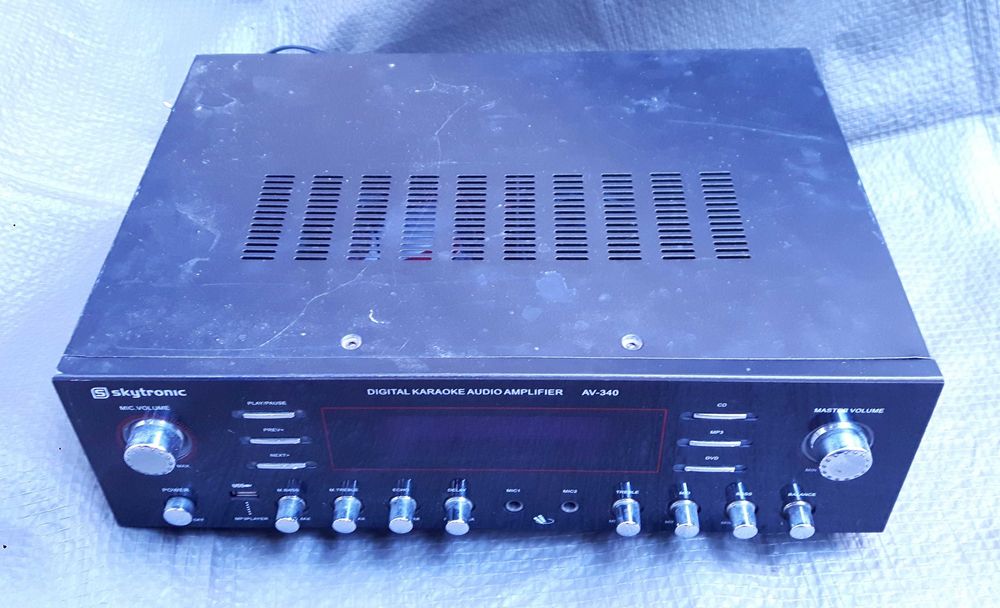 Skytronic Tronios AV-340 wzmacniacz cyfrowy uszkodzony