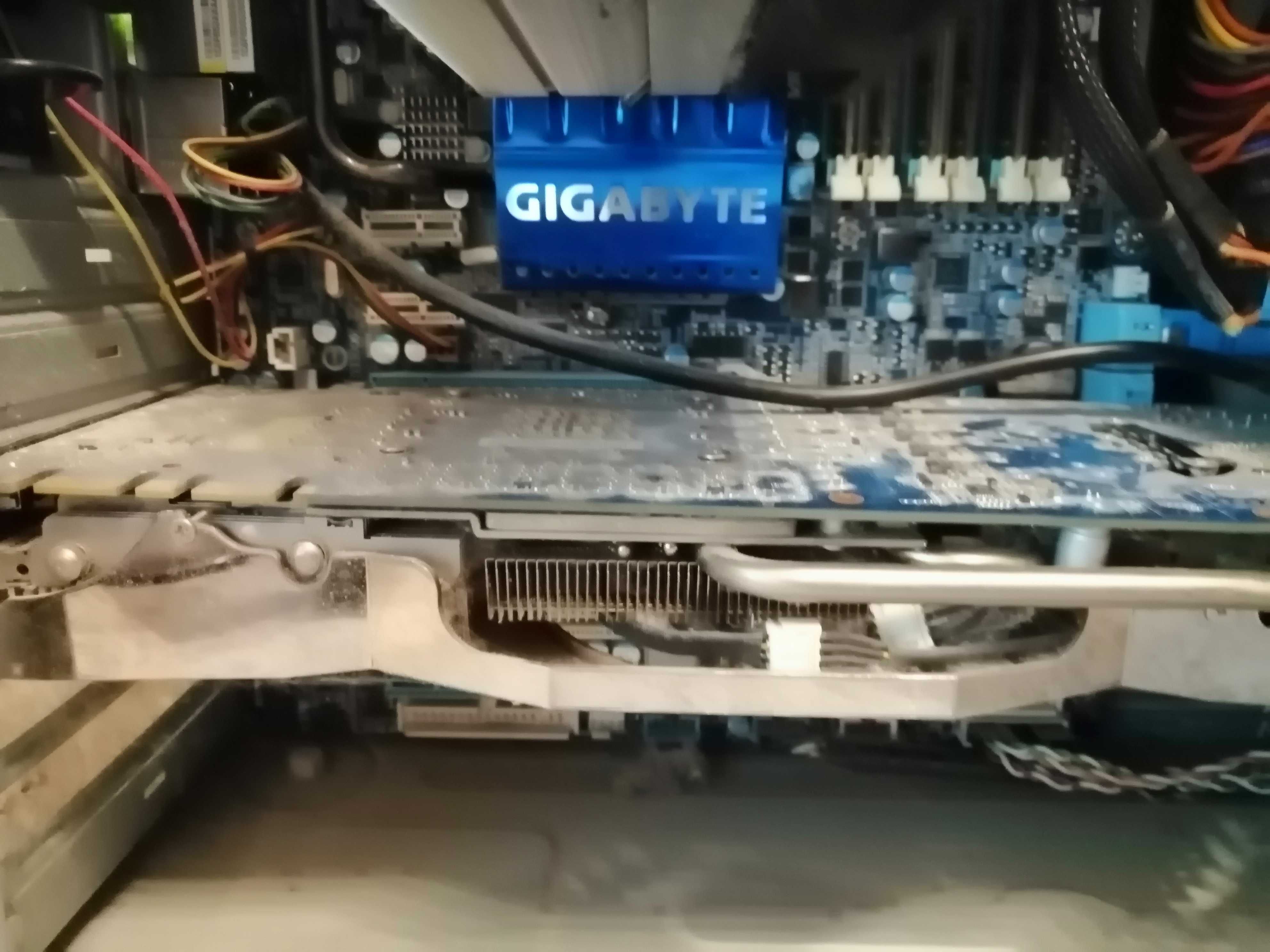 Sprzedam Komputer PC