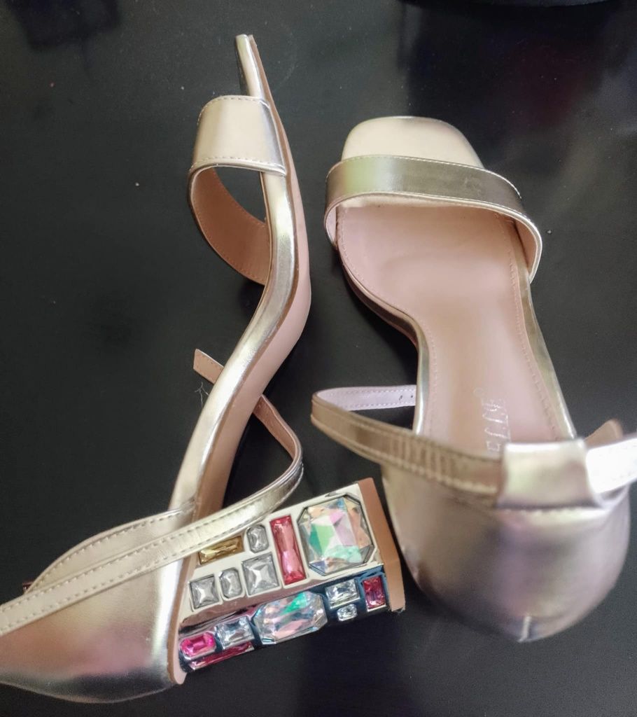 Buty na sprzedasz