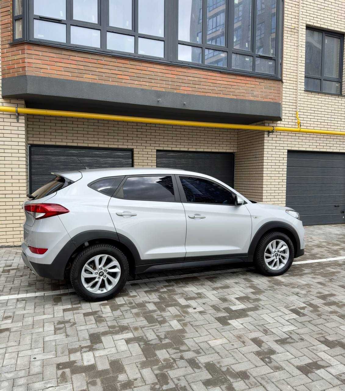 Продам HYUNDAI TUCSON 2.0 Дизель 2017