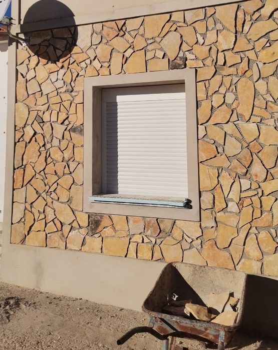 Pedreiro ( serviços de construção civil e remodelação)